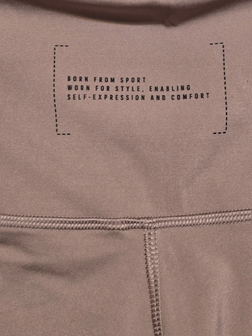Adidas High-Waist Mauve Leggings – Comfortable Women’s Activewear - Picture 5 of 13